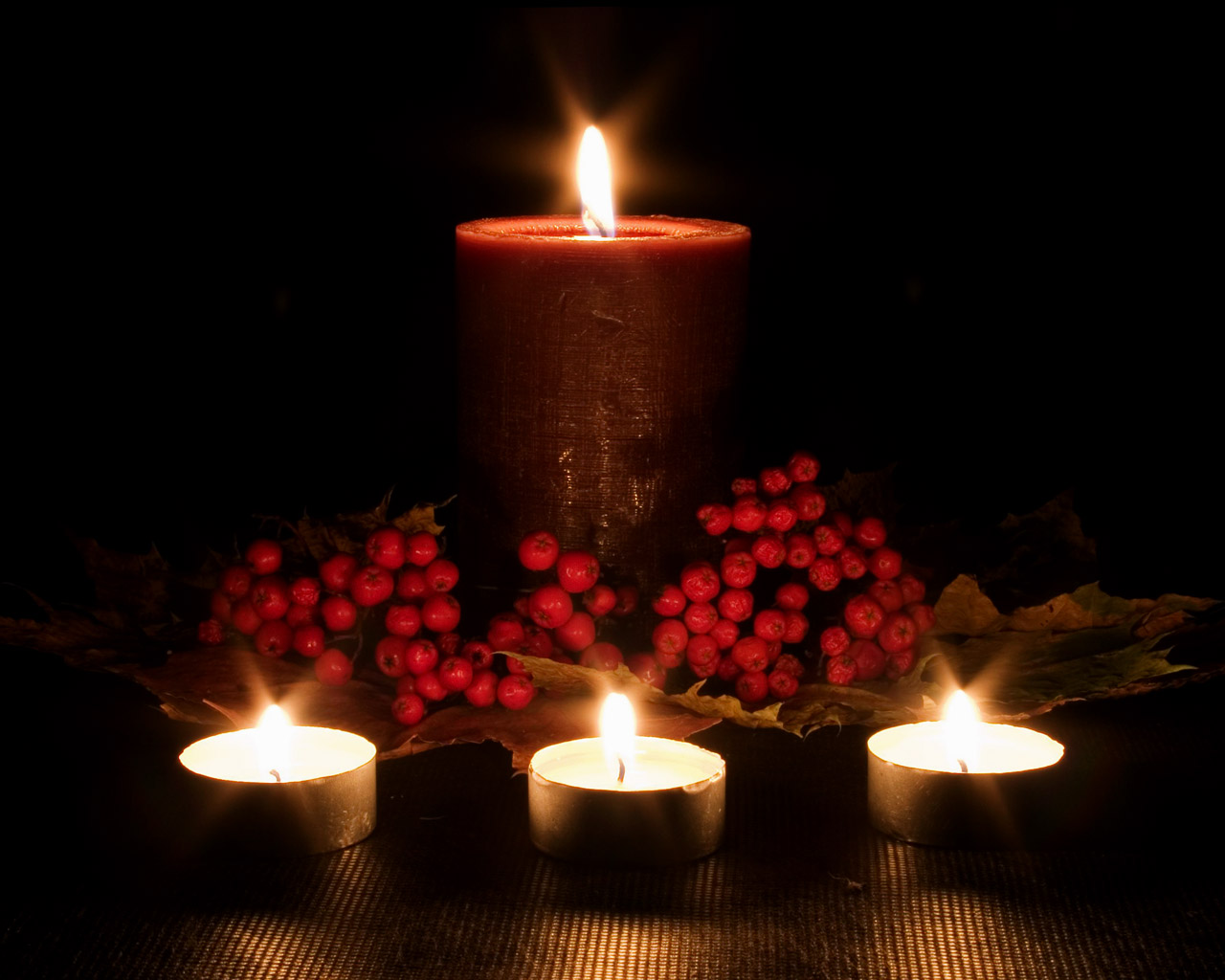 candle_wallpaper_candle_2010.jpg